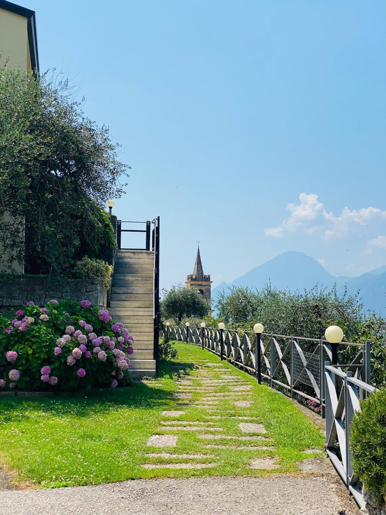 Welcome Traveller Charm Montees Apartment Brenzone sul Garda Exterior foto